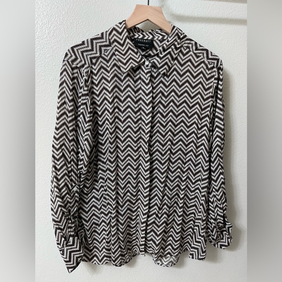Foxcroft Button Down Shirt Women's 14W Shaped Fit Chevron Ikat Silky Brown Top - Picture 1 of 7